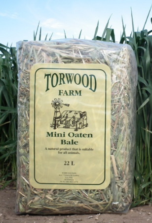 Torwood Farm Mini Oaten Bale 22L